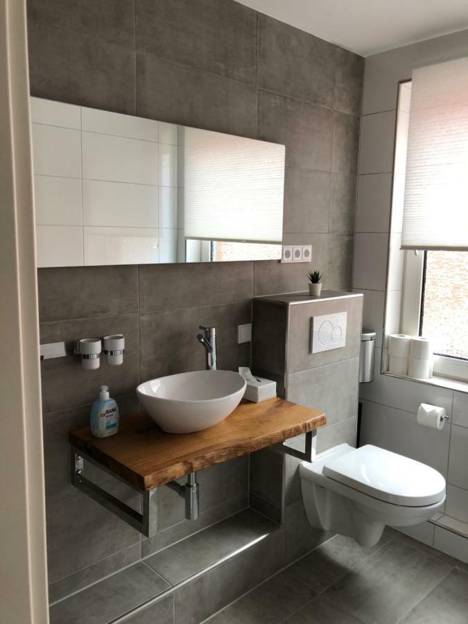 Apartment One Бремерхавен Екстериор снимка